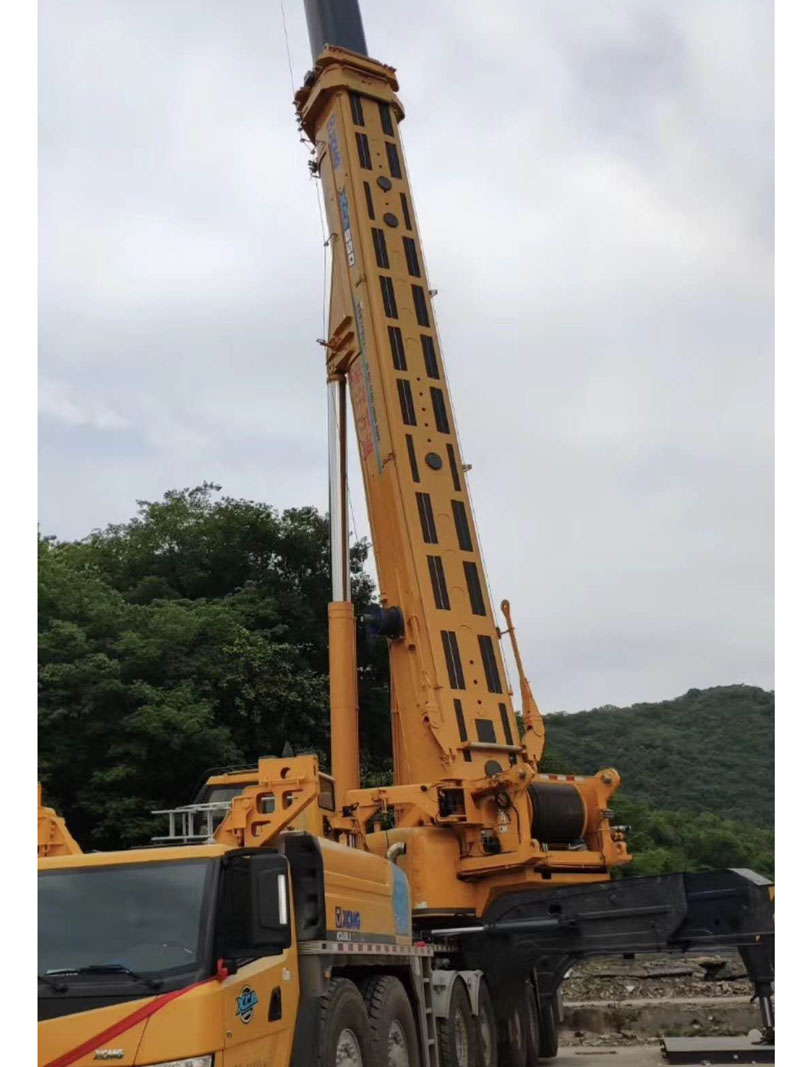 600噸汽車(chē)吊出租